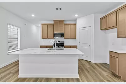 2628 Afton Heights Way, Houston, TX 77051 - Photo 8