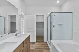 2628 Afton Hts Wy, Houston, TX 77051 - Photo 14