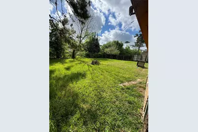 11218 Blades Street, Houston, TX 77016 - Photo 8