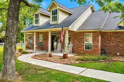 9072 Grand Lake Estates Drive, Montgomery, TX 77316 - Photo 2
