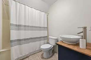 9072 Grand Lake Estates Dr, Montgomery, TX 77316 - Photo 34