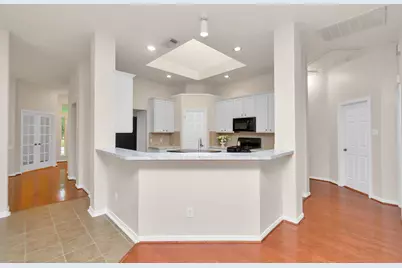 16510 Bluff Springs Drive, Houston, TX 77095 - Photo 20
