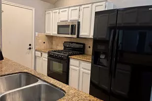 2910 Pioneer Pass, Sugar Land, TX 77479 - Photo 10