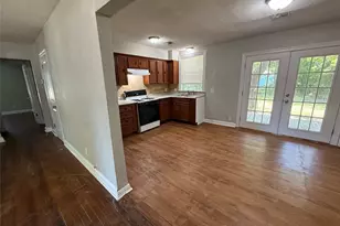 1211 17th Ave N, Texas City, TX 77590 - Photo 4