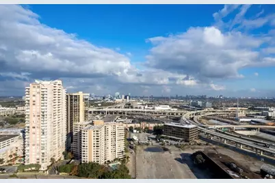 3505 Sage Road #1606, Houston, TX 77056 - Photo 24