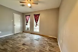 3656 Hemlock St, Orange, TX 77630 - Photo 8