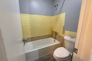 3656 Hemlock St, Orange, TX 77630 - Photo 10