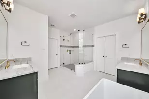 1422 Caywood Ln, Houston, TX 77055 - Photo 10