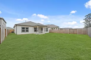 16976 Hazelnut Dr, Conroe, TX 77302 - Photo 22