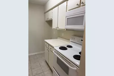 1900 Bay Area Boulevard #243, Houston, TX 77058 - Photo 4