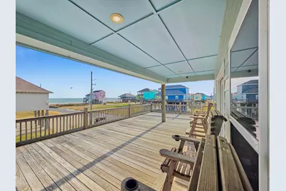 832 S East Road, Crystal Beach, TX 77650 - Photo 16