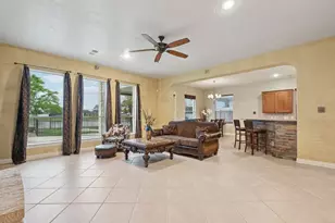 2903 Longhorn Cir, Manvel, TX 77578 - Photo 12