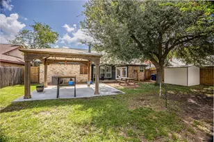 307 Enfield Dr, Highlands, TX 77562 - Photo 14