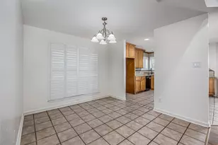 307 Enfield Dr, Highlands, TX 77562 - Photo 22