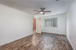 307 Enfield Dr, Highlands, TX 77562 - Photo 30