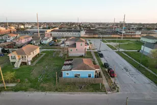 604 42nd St, Galveston, TX 77550 - Photo 18