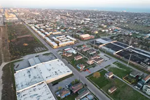 604 42nd St, Galveston, TX 77550 - Photo 24