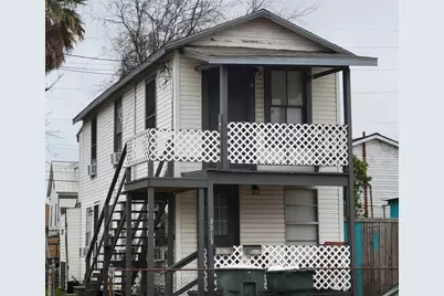 3913 Winnie Street #up, Galveston, TX 77550 - Photo 8