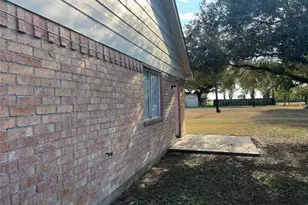 768 Heritage Ln, Eagle Lake, TX 77434 - Photo 8