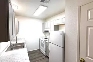 768 Heritage Ln, Eagle Lake, TX 77434 - Photo 10