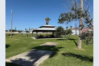 2211 28th Street, Galveston, TX 77550 - Photo 42