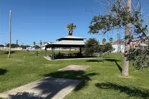 2211 28th St, Galveston, TX 77550 - Photo 42