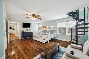 2211 28th St, Galveston, TX 77550 - Photo 20