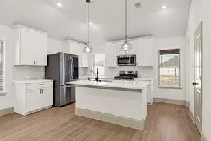 4723 Crest Hill Dr, Manvel, TX 77578 - Photo 10