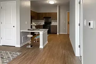 1009 E Dublin Granville Rd, Columbus, OH 43229 - Photo 8