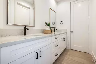 2329 Richton St, Houston, TX 77098 - Photo 32