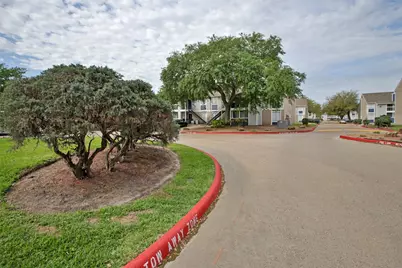 2700 S Dairy Ashford Road #604B, Houston, TX 77082 - Photo 4