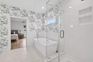 927 W 25th St, Houston, TX 77008 - Photo 36