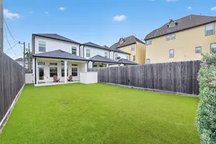 927 W 25th St, Houston, TX 77008 - Photo 40