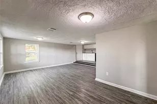 2234 Zapata St, Freeport, TX 77541 - Photo 6