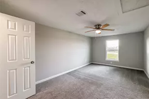 2234 Zapata St, Freeport, TX 77541 - Photo 12