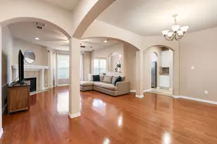 7526 N Linpar Ct, Houston, TX 77040 - Photo 4