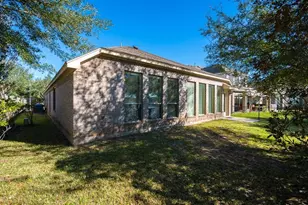 11015 Brighton Gardens Dr, Richmond, TX 77406 - Photo 6