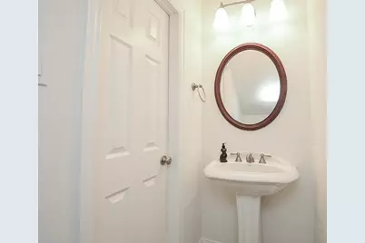 606 Floriencia St, Sugar Land, TX 77479 - Photo 28
