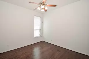 606 Floriencia St, Sugar Land, TX 77479 - Photo 24