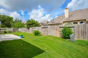 606 Floriencia St, Sugar Land, TX 77479 - Photo 34