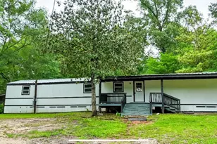 205 Collin St, Livingston, TX 77351 - Photo 18