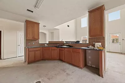 5415 Coastline Street, Baytown, TX 77521 - Photo 10