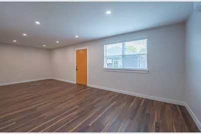 4202 Clay Street #B, Houston, TX 77023 - Photo 20