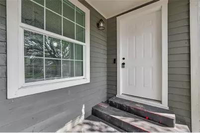 714 E Humble Street, Baytown, TX 77520 - Photo 2