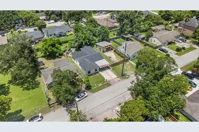 1913 Thonig Road, Houston, TX 77055 - Photo 38