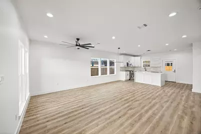 1807 Waco Street, Dayton, TX 77535 - Photo 6