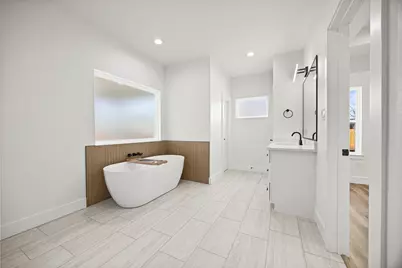 1807 Waco Street, Dayton, TX 77535 - Photo 18