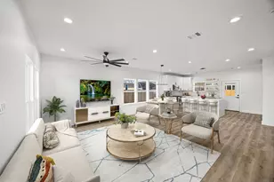 1807 Waco St, Dayton, TX 77535 - Photo 4