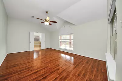 1103 Lake Shore Drive, Pearland, TX 77581 - Photo 10