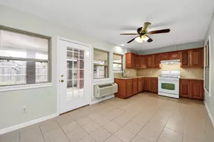 1103 Lake Shore Dr, Pearland, TX 77581 - Photo 26